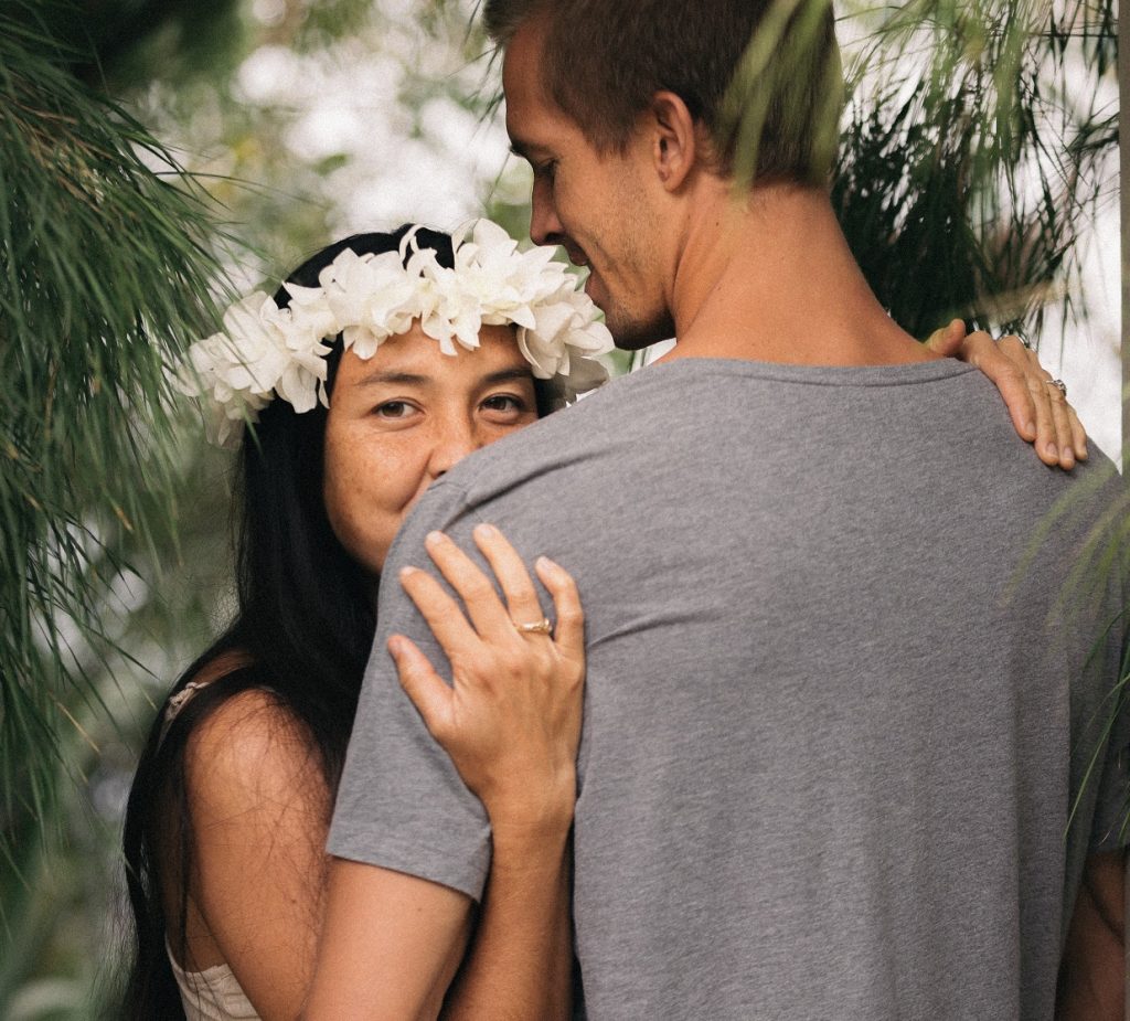 couple hugging, best last-minute Valentine's Day gifts