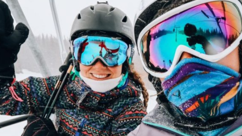 people snowboarding and living their best lives